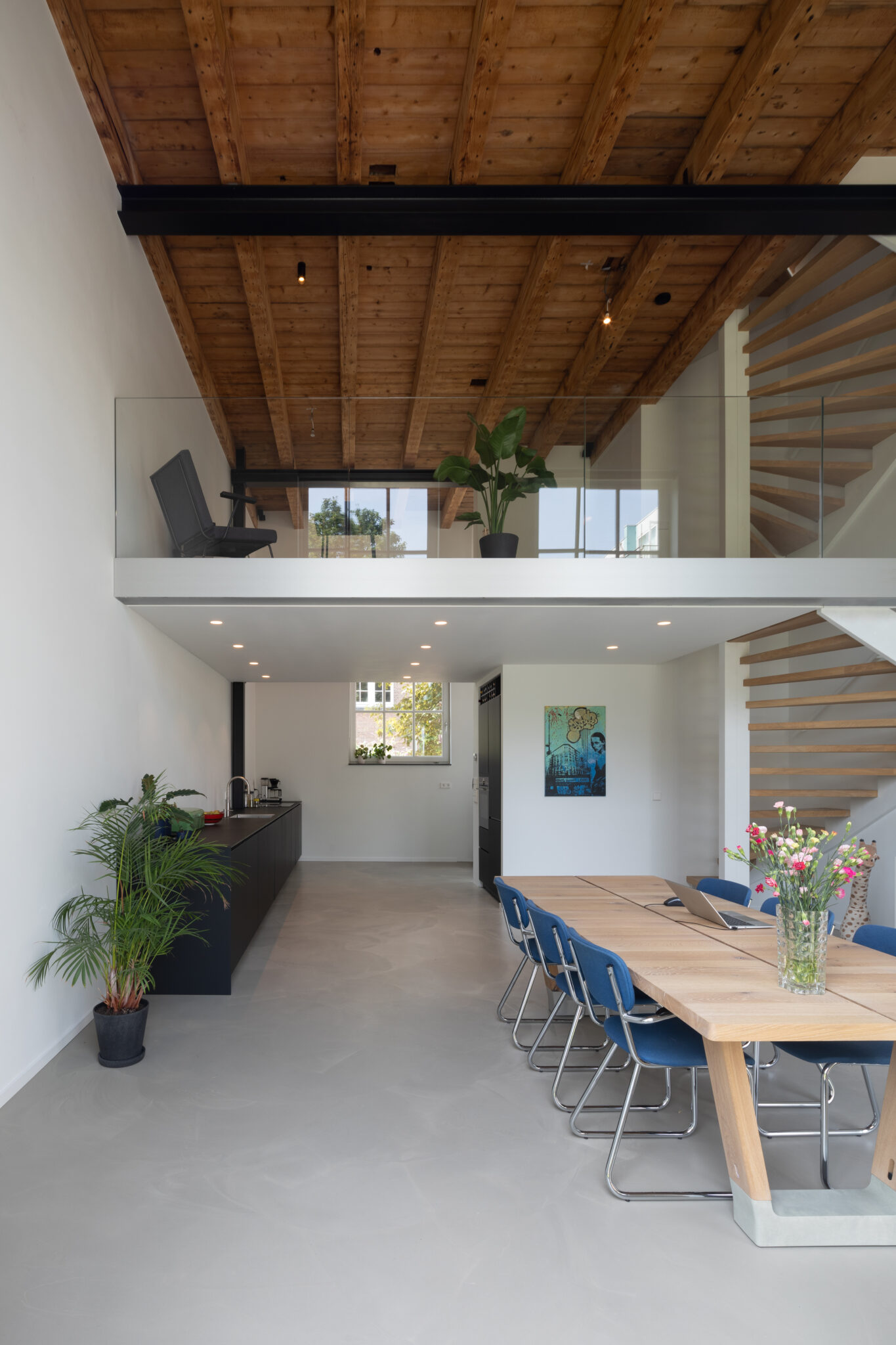 Een beeld van het interieur na de verbouwing van de Osseweischool Rotterdam